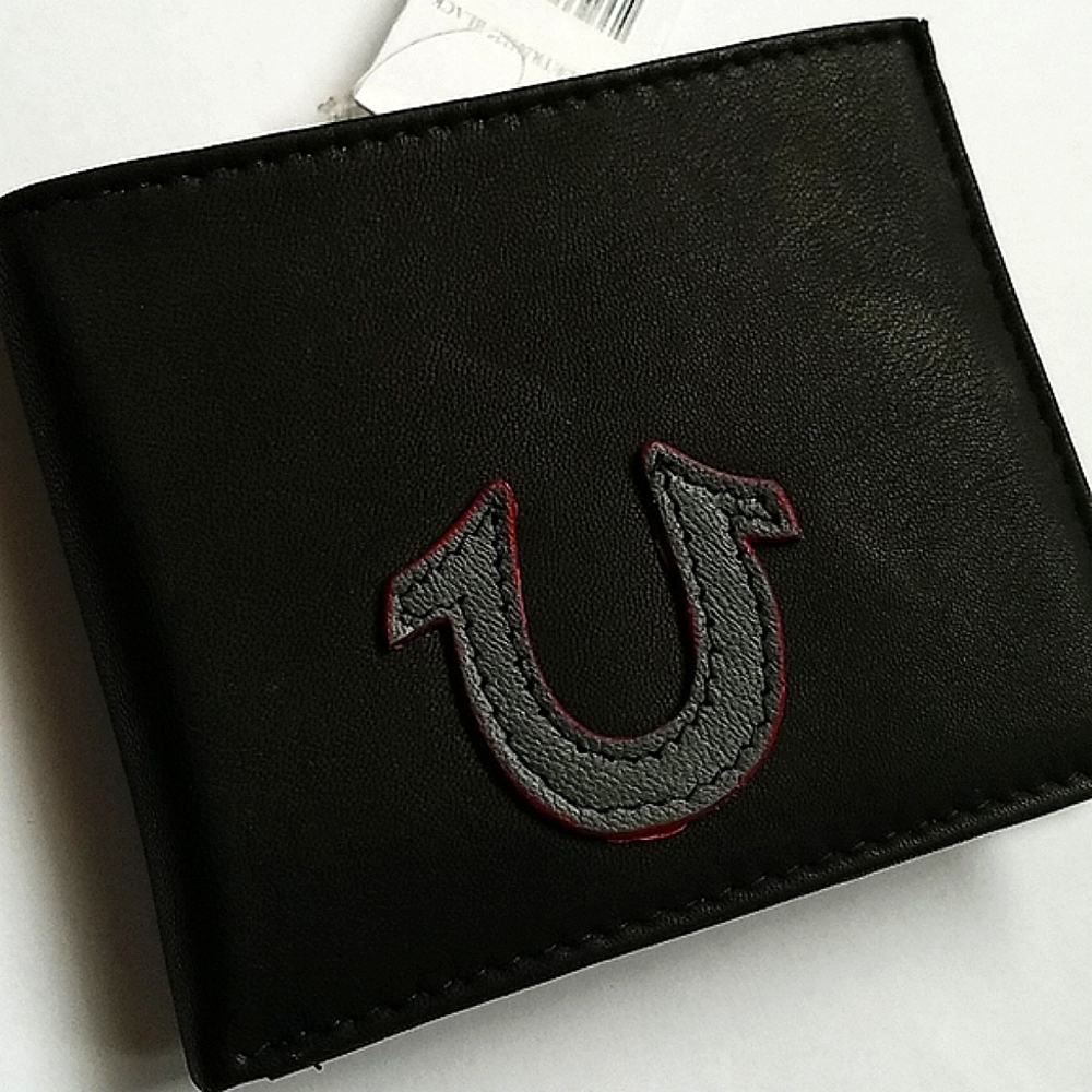 True Religion leather 6 card Logo wallet